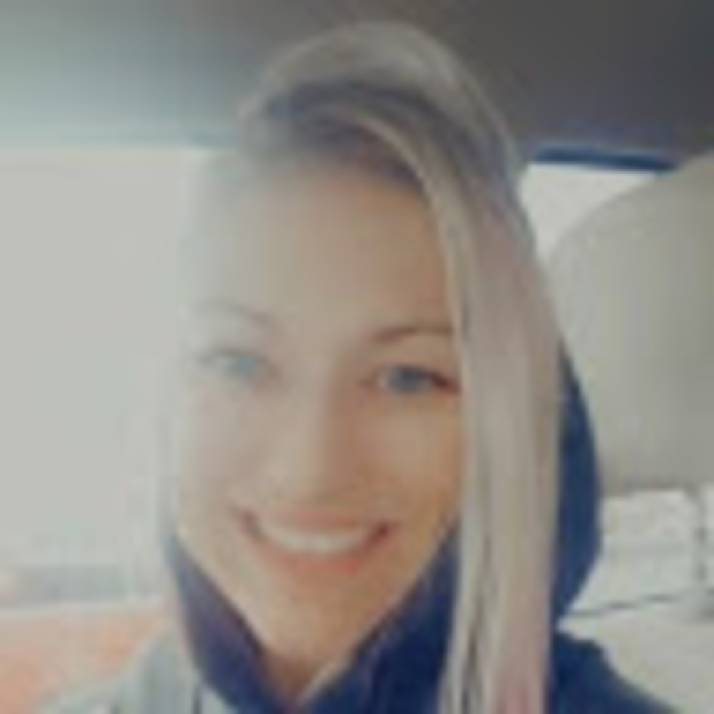 Meet your Posher, Kylee